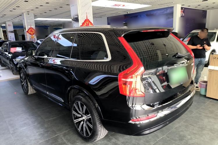 Used Volvo XC90 2024 B5 SmartDrive Luxury Edition 7-Seater Rear Left 45 Deg