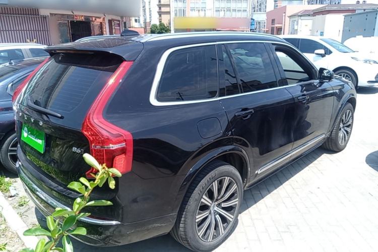 Used Volvo XC90 2024 B6 Zhiyi Luxury 7-Seater Rear Right 45 Deg