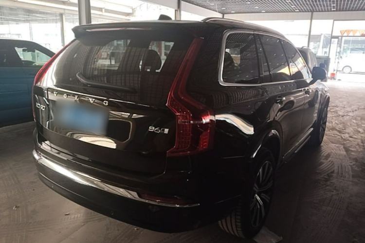 Used Volvo XC90 2024 B5 SmartDrive Luxury Edition 5 Seats Rear Right 45 Deg
