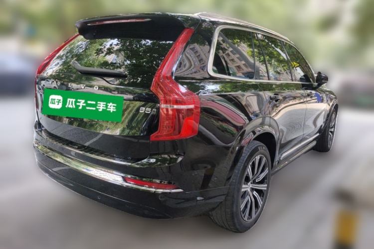 Used Volvo XC90 2024 B5 SmartDrive Luxury Edition 7-Seater Rear Right 45 Deg