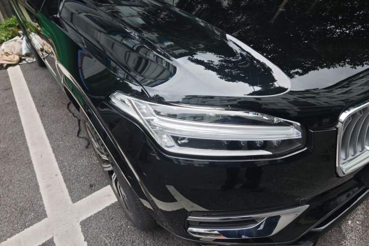 Used Volvo XC90 2024 B6 Zhiyi Luxury 7-Seater Right Front Headlight