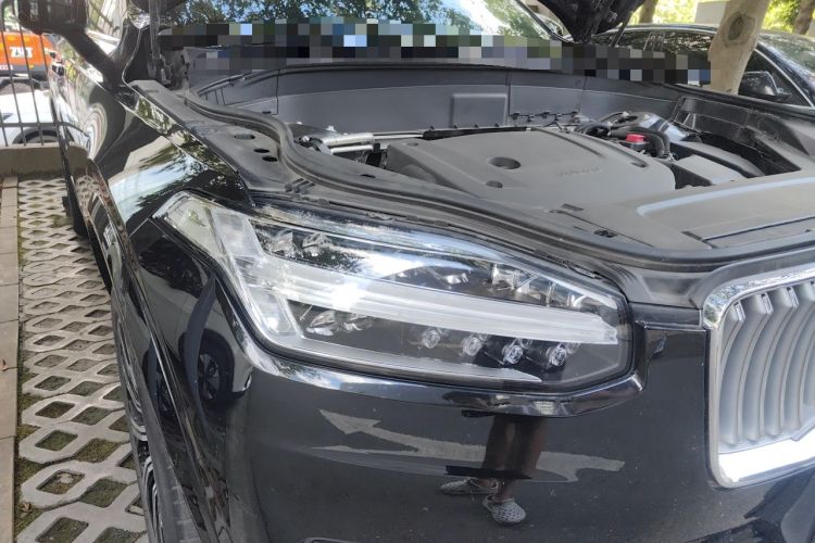 Used Volvo XC90 2024 B6 Zhiyi Luxury 7-Seater Right Front Headlight