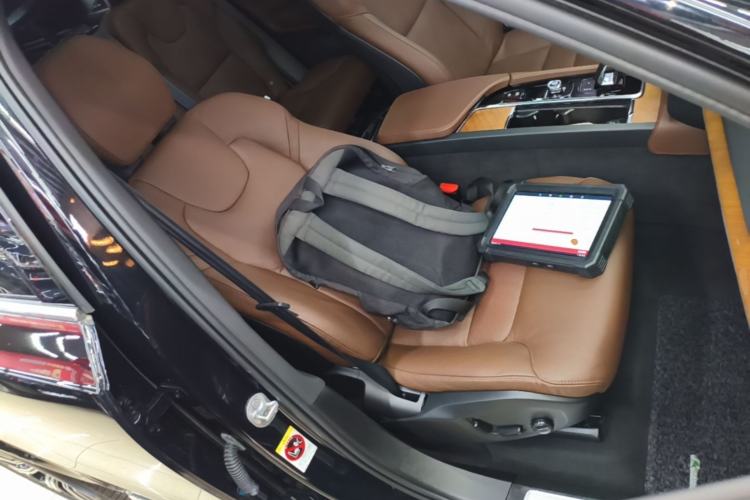 Used Volvo XC90 2024 B6 Zhiyi Luxury 7-Seater Right Front Seat