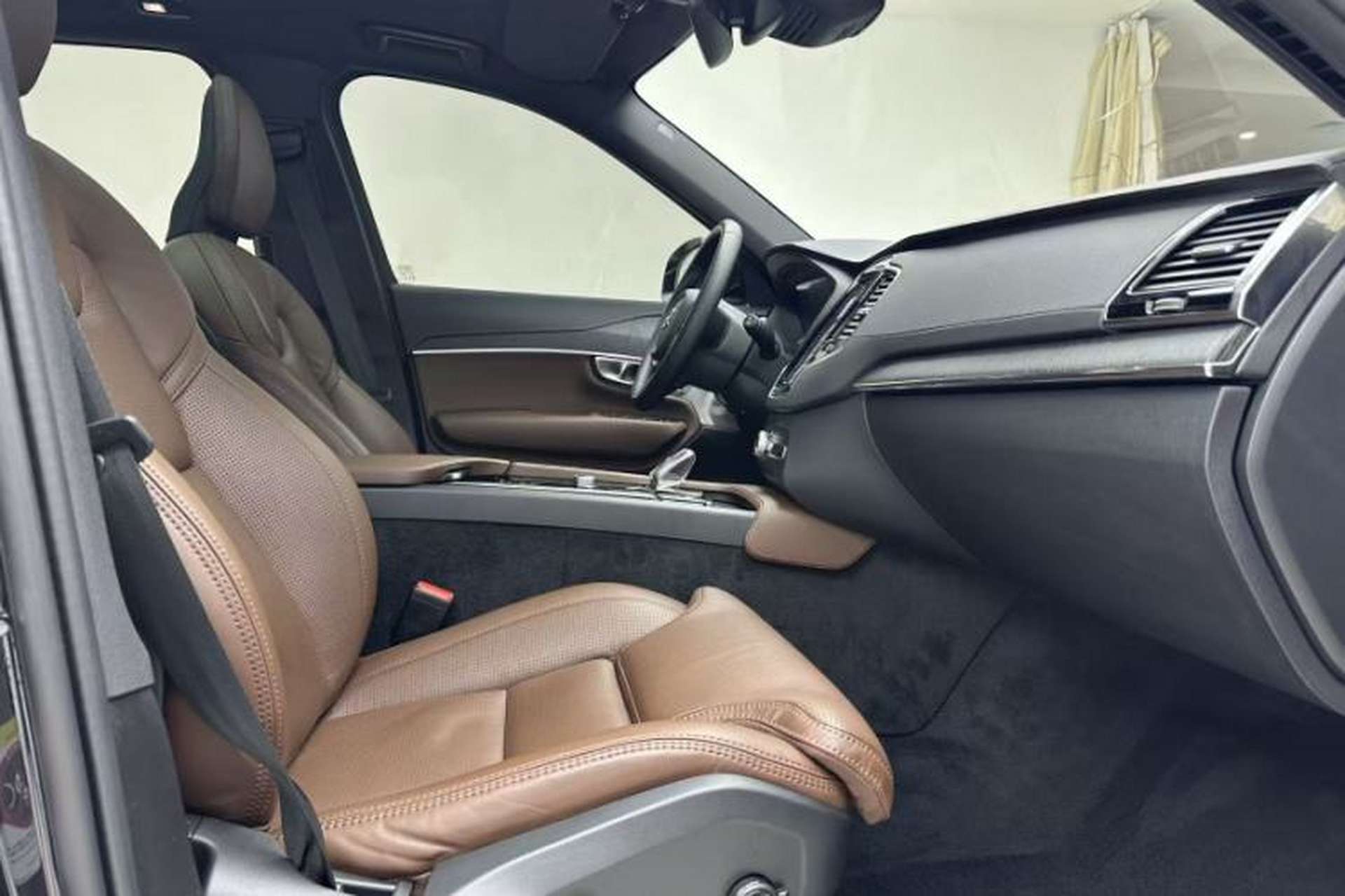 Used Volvo XC90 2024 B6 Zhiya Luxury 7-Seater Right Front Seat