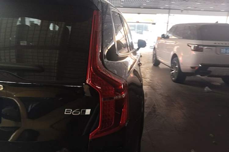 Used Volvo XC90 2024 B5 SmartDrive Luxury Edition 5 Seats Right Rear Taillight