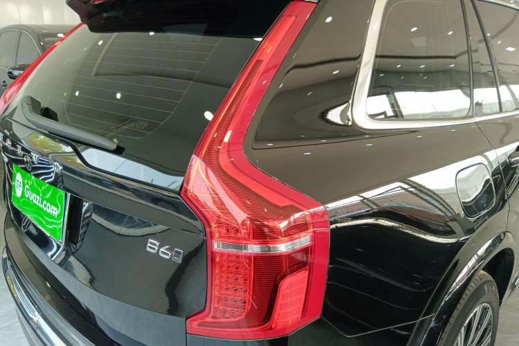 Used Volvo XC90 2024 B6 Zhiya Luxury 7-Seater Right Rear Taillight
