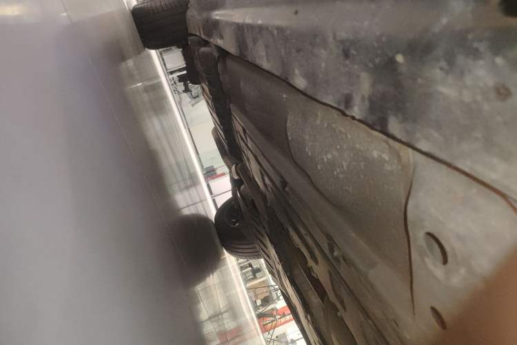 Used Volvo XC90 2024 B6 Zhiyi Luxury 7-Seater Right Side Sill