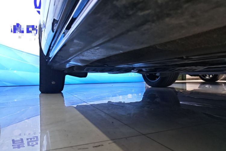 Used Volvo XC90 2024 B6 Zhiyi Luxury 7-Seater Right Side Sill