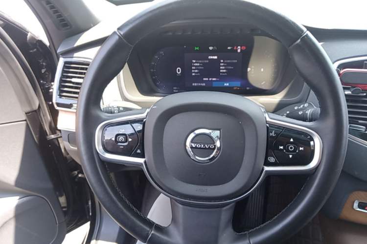 Used Volvo XC90 2024 B6 Zhiyi Luxury 7-Seater Steering Wheel