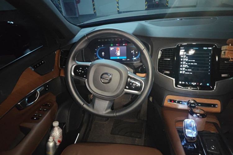 Used Volvo XC90 2024 B6 Zhiyi Luxury 7-Seater Steering Wheel