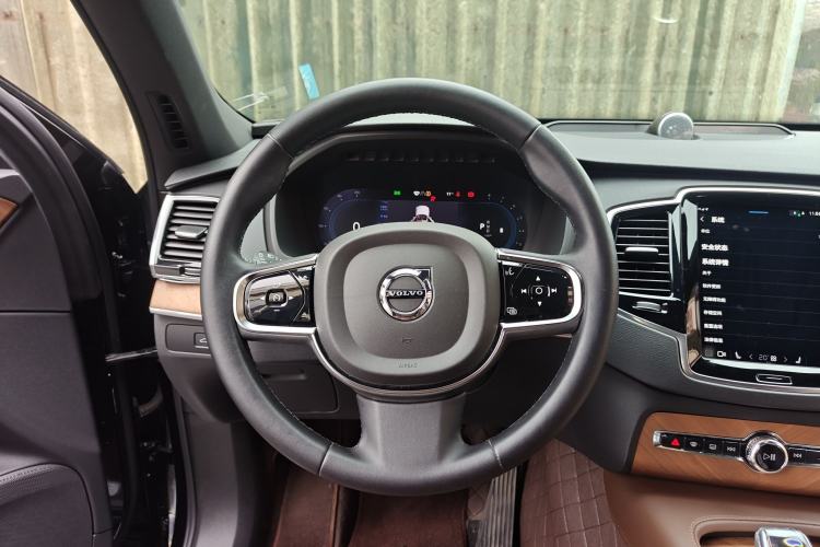 Used Volvo XC90 2024 B6 Zhiyi Luxury 7-Seater Steering Wheel
