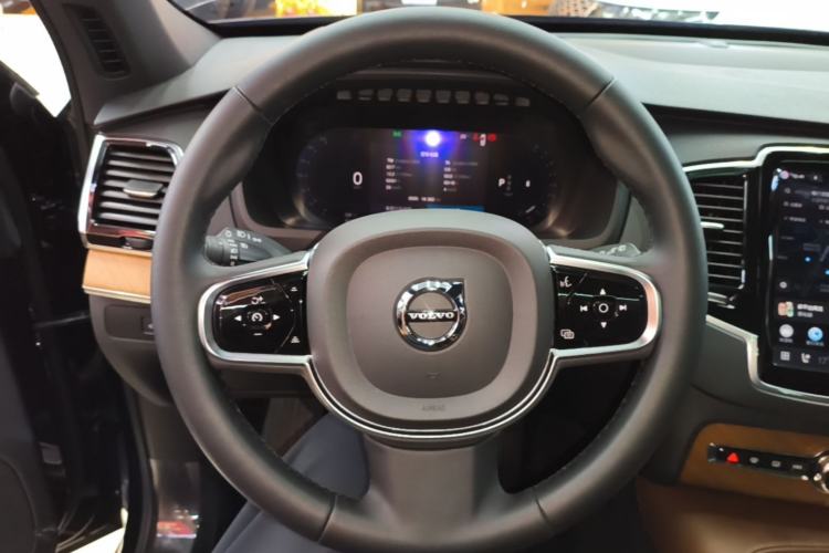 Used Volvo XC90 2024 B6 Zhiyi Luxury 7-Seater Steering Wheel