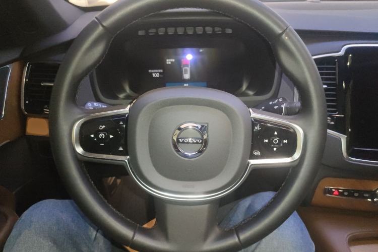 Used Volvo XC90 2024 B6 Zhiyi Luxury 7-Seater Steering Wheel