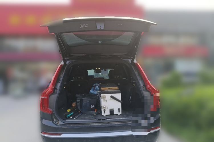 Used Volvo XC90 2024 B6 Zhiyi Luxury 7-Seater Trunk