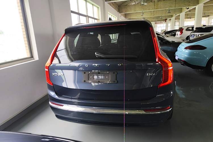 Used Volvo XC90 2024 B6 Zhiyi Luxury 7-Seater Rear