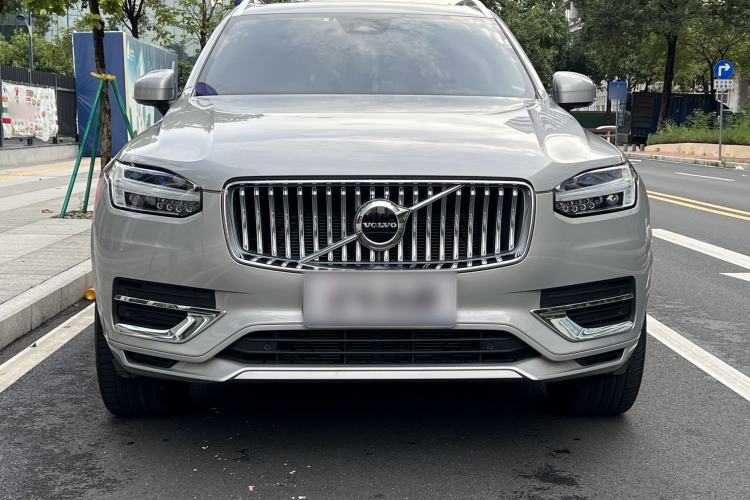 Used Volvo XC90 2024 B5 SmartDrive Luxury Edition 5 Seats Exterior 3