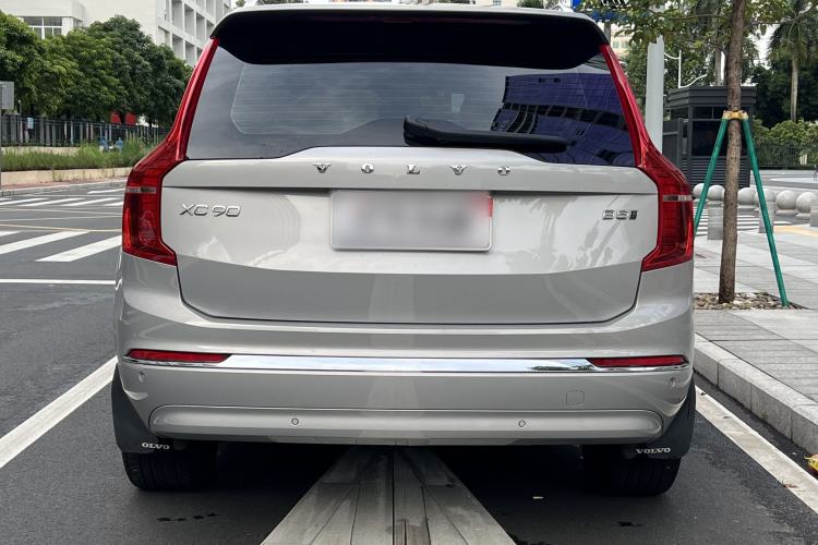 Used Volvo XC90 2024 B5 SmartDrive Luxury Edition 5 Seats Exterior 6