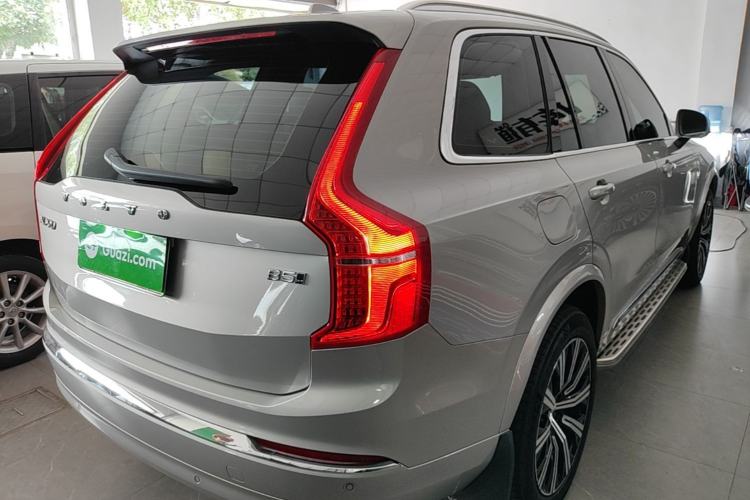 Used Volvo XC90 2024 B5 SmartDrive Luxury Edition 5 Seats Rear Right 45 Deg