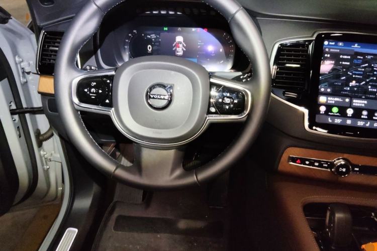 Used Volvo XC90 2024 B6 Zhiyi Luxury 7-Seater Steering Wheel