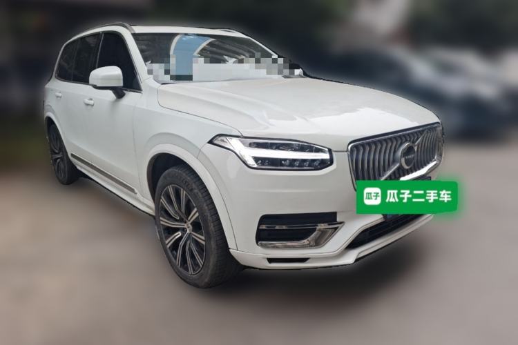 Used Volvo XC90 2024 B6 Zhiyi Luxury 7-Seater Front Right 45 Deg