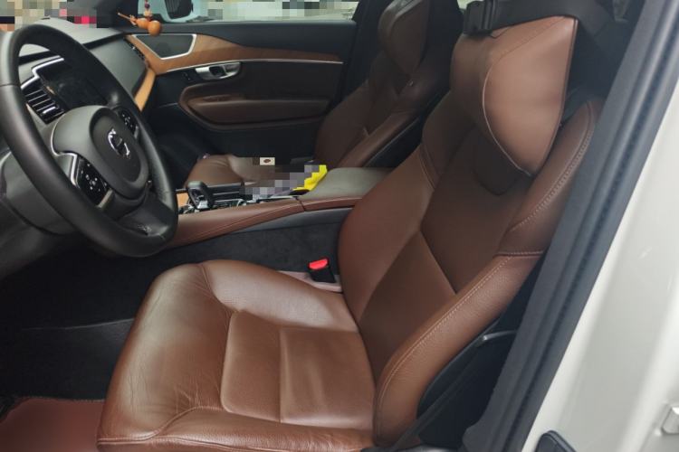 Used Volvo XC90 2024 B6 Zhiyi Luxury 7-Seater Left Front Seat
