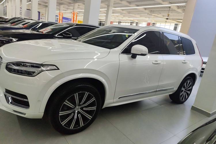 Used Volvo XC90 2024 B6 Zhiya Luxury 7-Seater Left Side