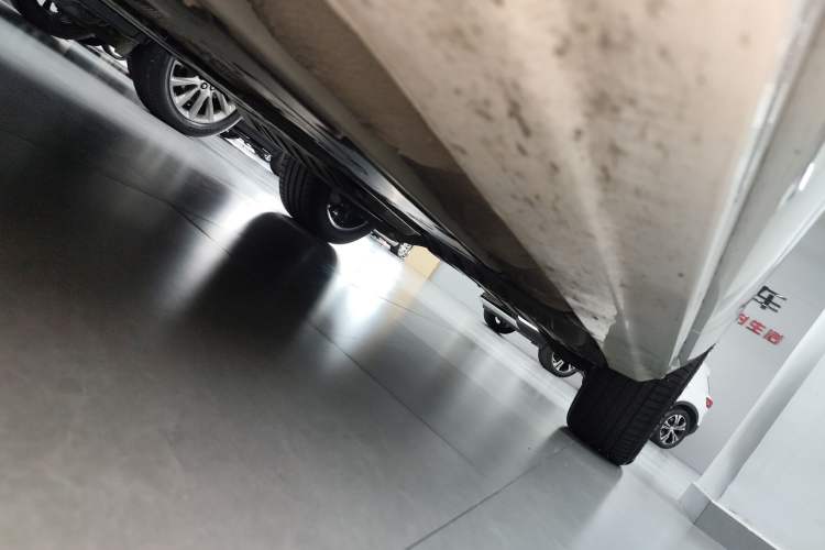 Used Volvo XC90 2024 B6 Zhiya Luxury 7-Seater Left Side Sill