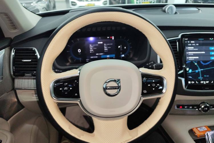 Used Volvo XC90 2024 B6 Zhiya Luxury 7-Seater Steering Wheel