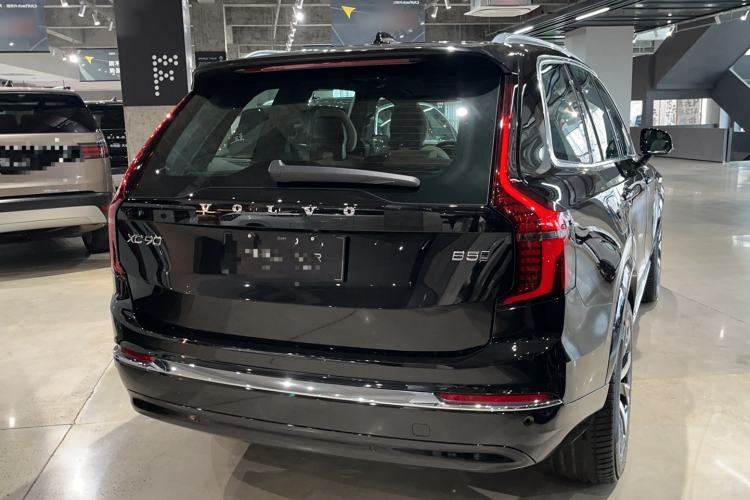 Used Volvo XC90 2025 Facelifted B5 Zhiyi Luxury Edition 5 Seats Exterior 3