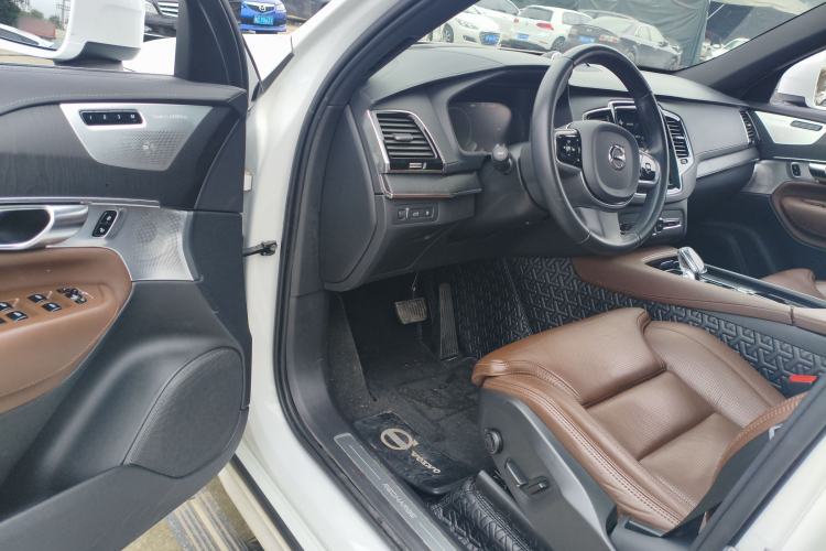 Used Volvo XC90 New Energy 2021 E-Drive Hybrid T8 Luxury Flagship 7-Seater Driver Seat