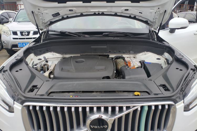 Used Volvo XC90 New Energy 2021 E-Drive Hybrid T8 Luxury Flagship 7-Seater Engine Bay