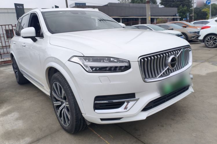 Used Volvo XC90 New Energy 2021 E-Drive Hybrid T8 Luxury Flagship 7-Seater Front Right 45 Deg