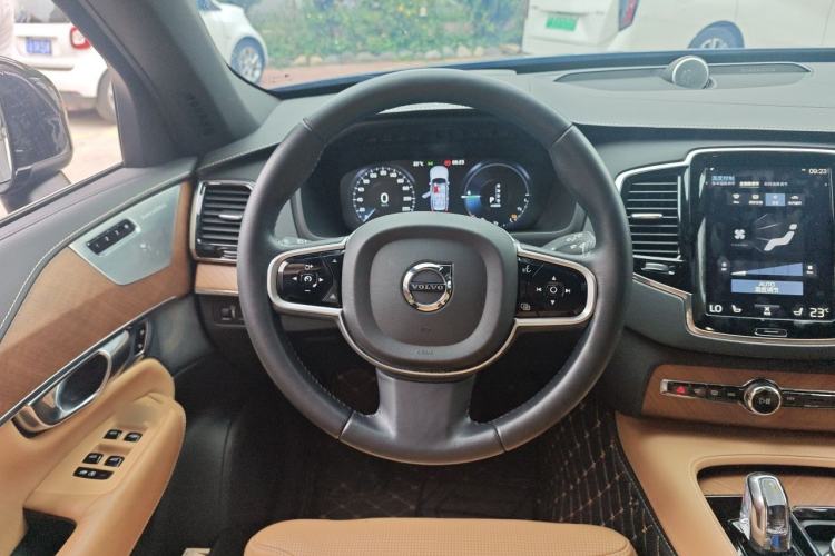 Used Volvo XC90 New Energy 2017 E-Drive Hybrid T8 Prestige 7-Seater Steering Wheel