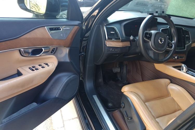 Used Volvo XC90 New Energy 2018 E-Drive Hybrid T8 Prestige 7-Seater Driver Seat