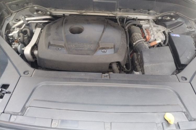 Used Volvo XC90 New Energy 2018 E-Drive Hybrid T8 Prestige 7-Seater Engine Bay