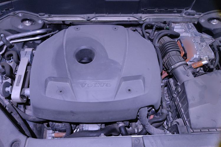 Used Volvo XC90 New Energy 2018 E-Drive Hybrid T8 Prestige 7-Seater Engine Bay