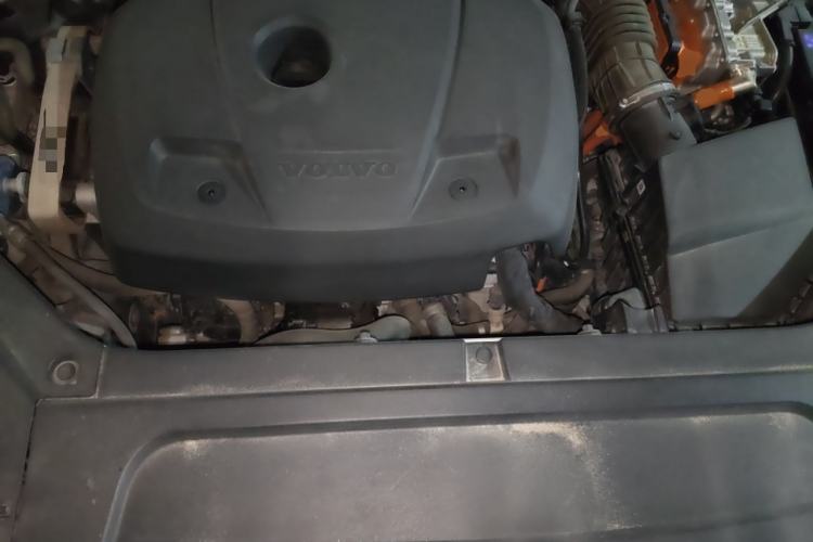 Used Volvo XC90 New Energy 2018 E-Drive Hybrid T8 Prestige 7-Seater Engine Bay