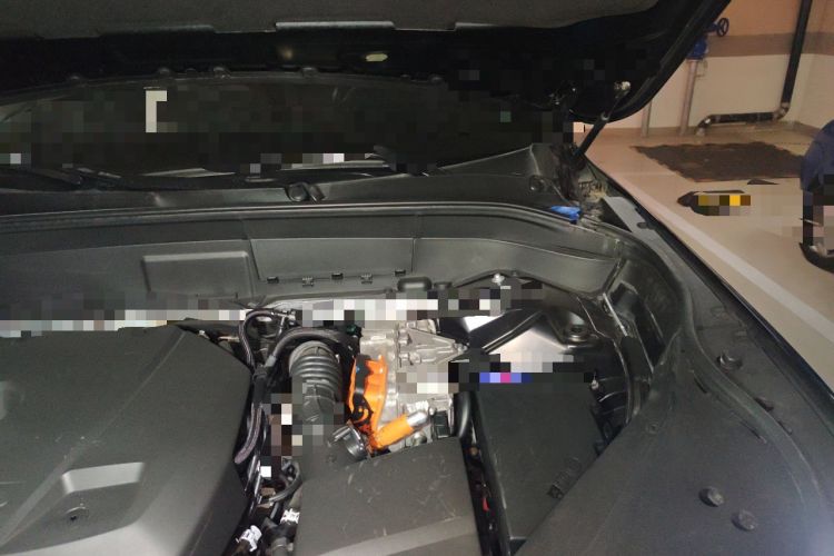 Used Volvo XC90 New Energy 2018 E-Drive Hybrid T8 Prestige 7-Seater Engine Bay Left