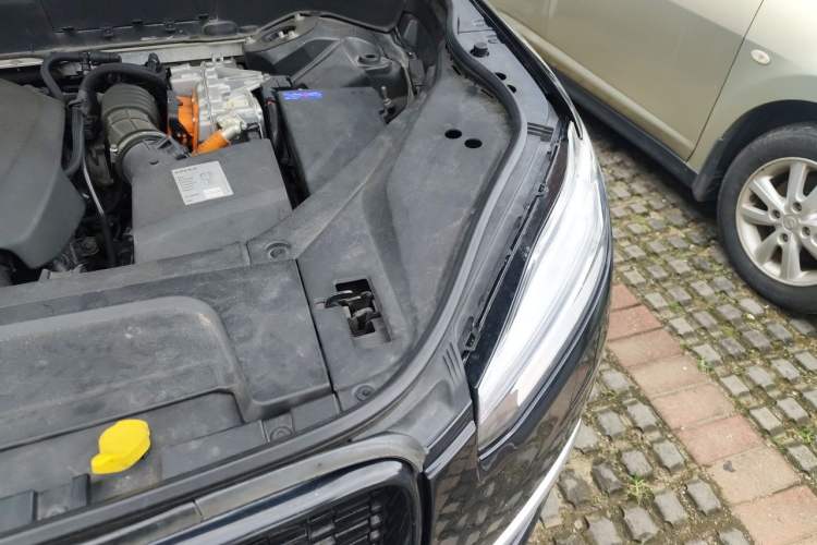Used Volvo XC90 New Energy 2018 E-Drive Hybrid T8 Prestige 7-Seater Engine Bay Left