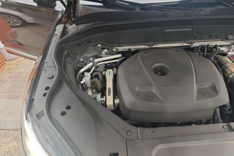Used Volvo XC90 New Energy 2018 E-Drive Hybrid T8 Prestige 7-Seater Engine Bay Right