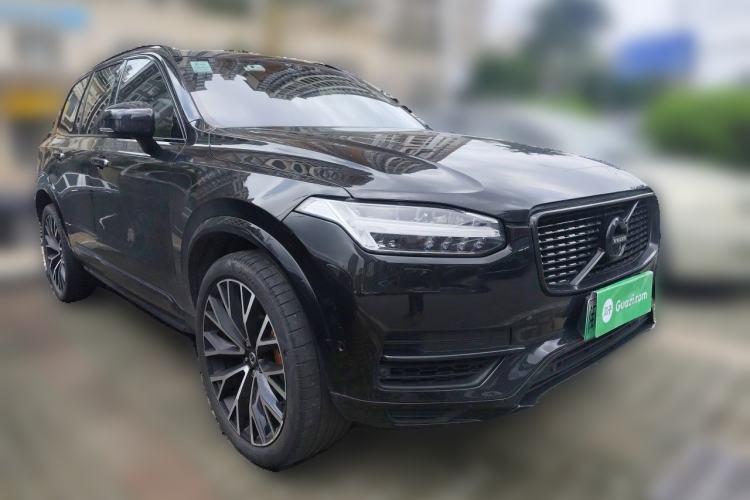 Used Volvo XC90 New Energy 2018 E-Drive Hybrid T8 Prestige 7-Seater Front Right 45 Deg