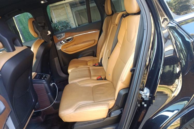 Used Volvo XC90 New Energy 2018 E-Drive Hybrid T8 Prestige 7-Seater Left Rear Seat