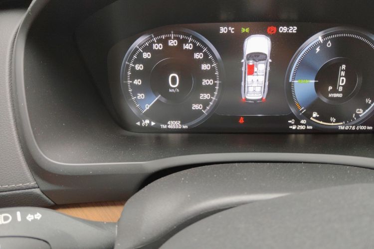 Used Volvo XC90 New Energy 2018 E-Drive Hybrid T8 Prestige 7-Seater Odometer Close Up