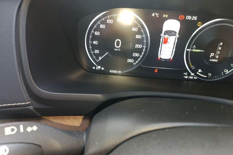 Used Volvo XC90 New Energy 2018 E-Drive Hybrid T8 Prestige 7-Seater Odometer Close Up