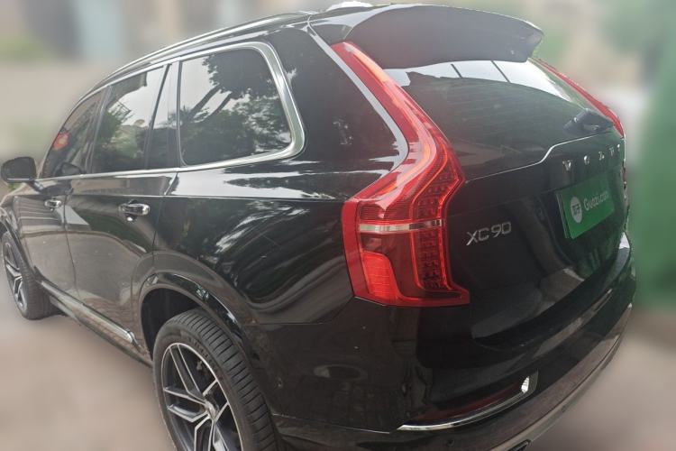 Used Volvo XC90 New Energy 2018 E-Drive Hybrid T8 Prestige 7-Seater Rear Left 45 Deg