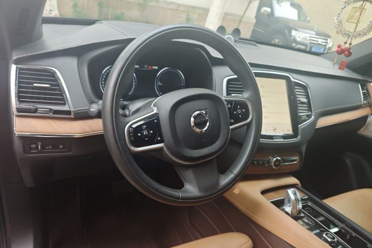 Used Volvo XC90 New Energy 2018 E-Drive Hybrid T8 Prestige 7-Seater Steering Wheel