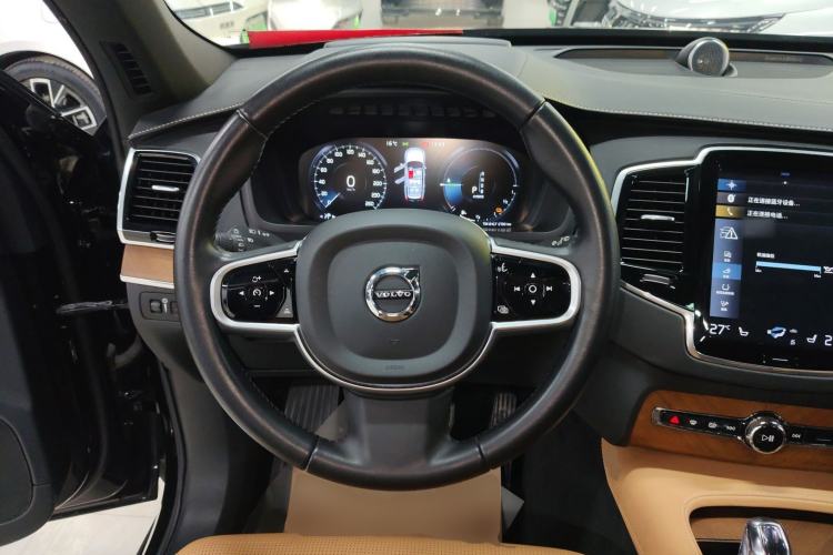 Used Volvo XC90 New Energy 2018 E-Drive Hybrid T8 Prestige 7-Seater Steering Wheel