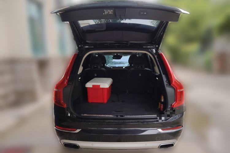 Used Volvo XC90 New Energy 2018 E-Drive Hybrid T8 Prestige 7-Seater Trunk