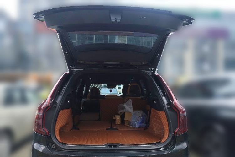 Used Volvo XC90 New Energy 2018 E-Drive Hybrid T8 Prestige 7-Seater Trunk