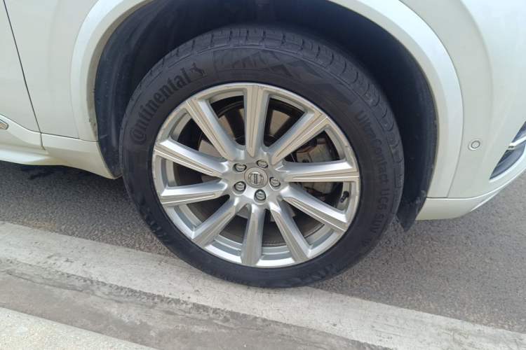 Used Volvo XC90 New Energy 2018 E-Drive Hybrid T8 Prestige 7-Seater Right Front Wheel Hub